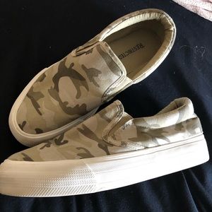 Restricted Shoes - Restricted Camo Slip On Sneakers Restricted Shoes - Restricted Camo Slip On Sneakers
